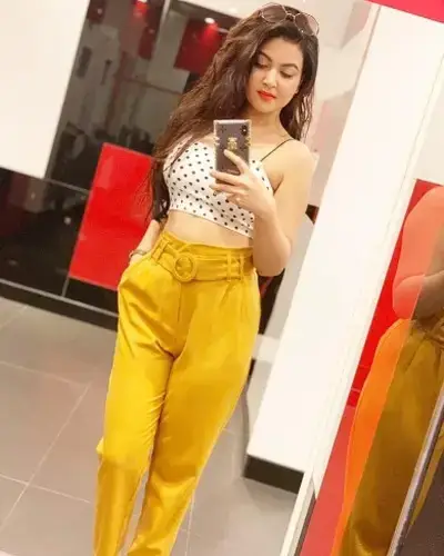 Hathin Escort